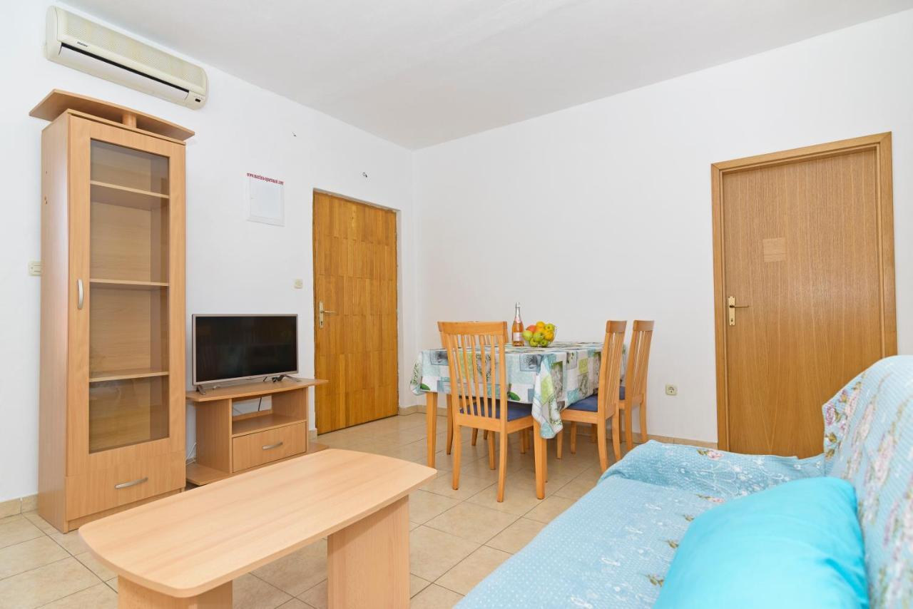 Apartments Martina Водице Екстериор снимка