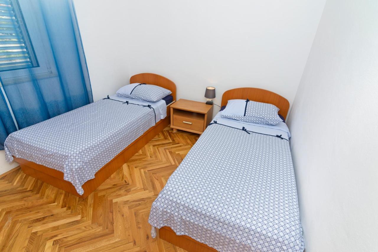 Apartments Martina Водице Екстериор снимка