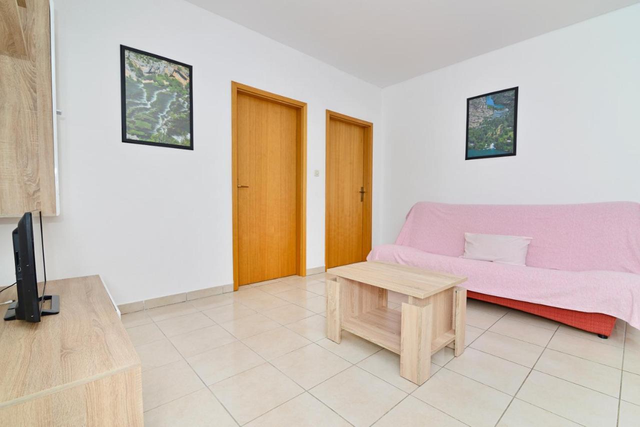 Apartments Martina Водице Екстериор снимка